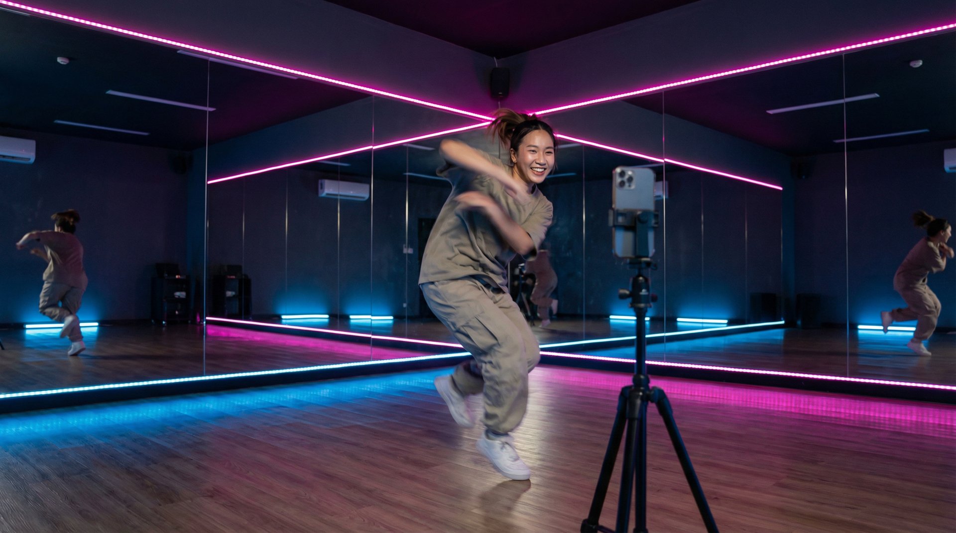 蜜桃传媒社区舞蹈挑战视频